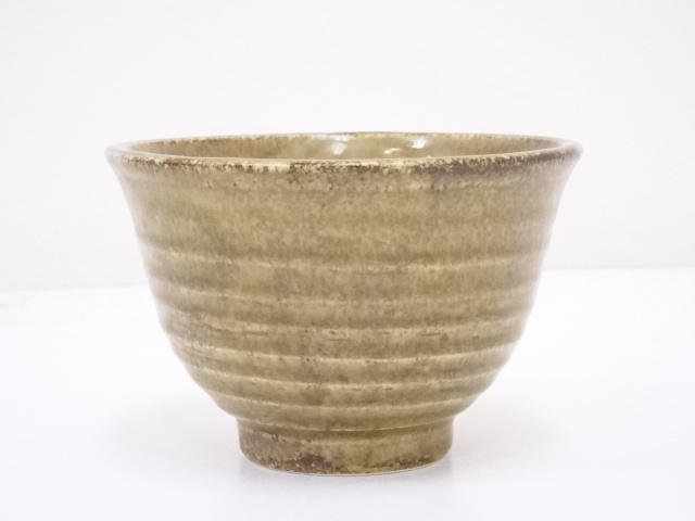 JAPANESE TEA CEREMONY / TEA BOWL CHAWAN / ASH GLAZE